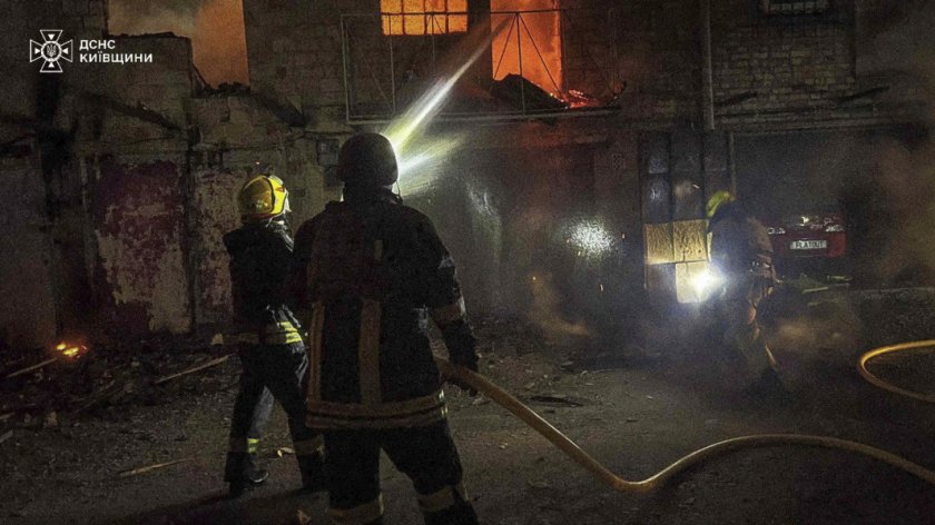 Тази нощ: 4 жертви и над 30 ранени при руски атаки в Украйна