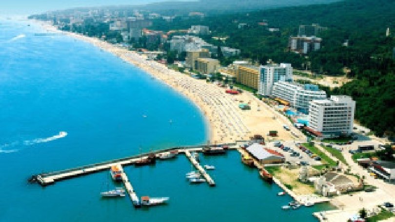 Необичайно явление! Морето ни стана "лед"