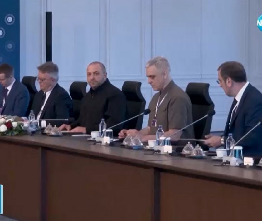 Дипломати на Киев и Москва ще се срещнат в Истанбул за трети кръг от преговори