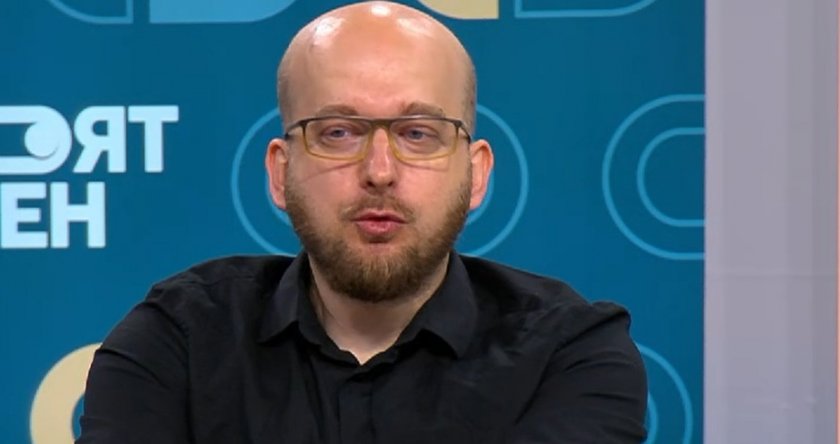 Киберексперт: ИИ понякога бърка или лъже, може да е заразен