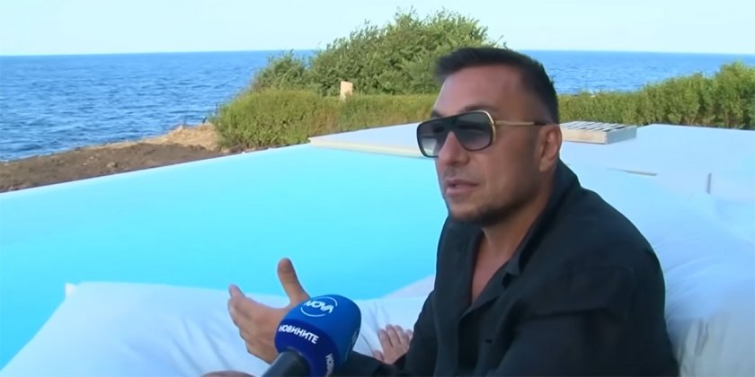 Константин явно доста се е замогнал, защото в последните години