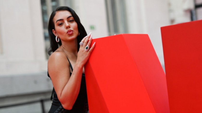 Вчера Кристиано Роналдо изненада феновете си с новината, че най-накрая