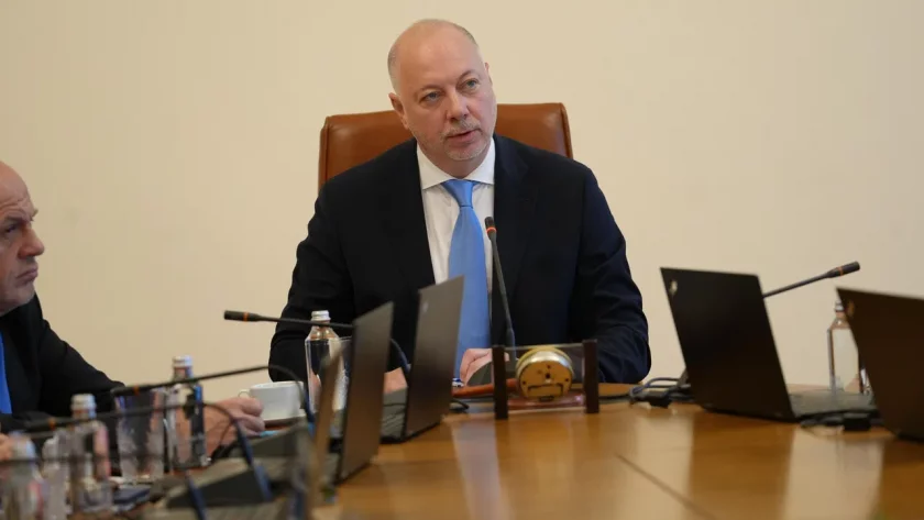 Възложена е процедура за изграждането на пречиствателна станция, ВЕЦ и