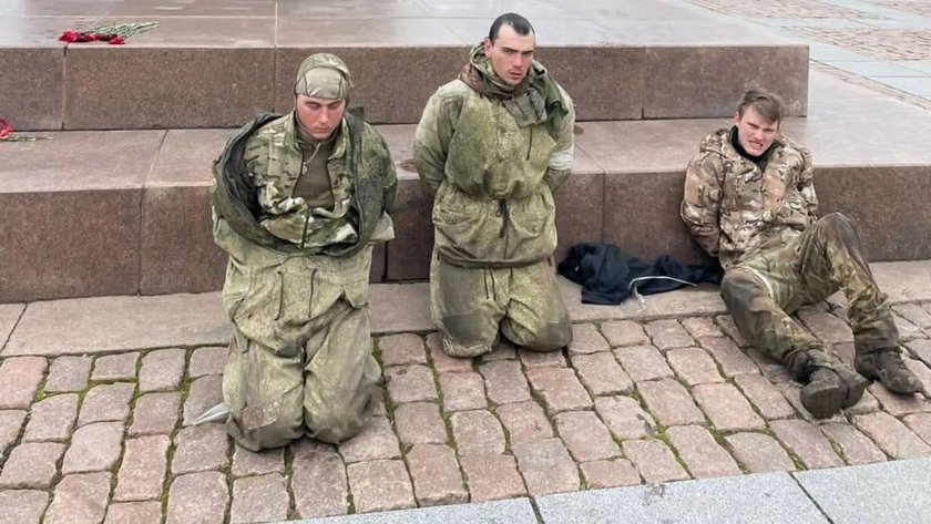 МОЛОДЦИ: Руските орки се стрелят един друг, точат милиони за обезщетения
