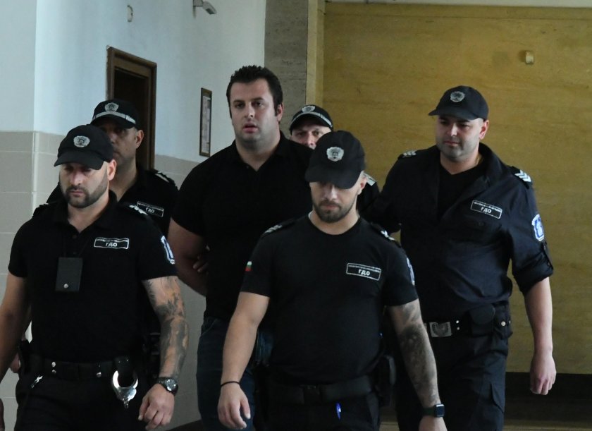 Митничарският син Йоан Матев, който през 2015 г. наръга смъртоносно