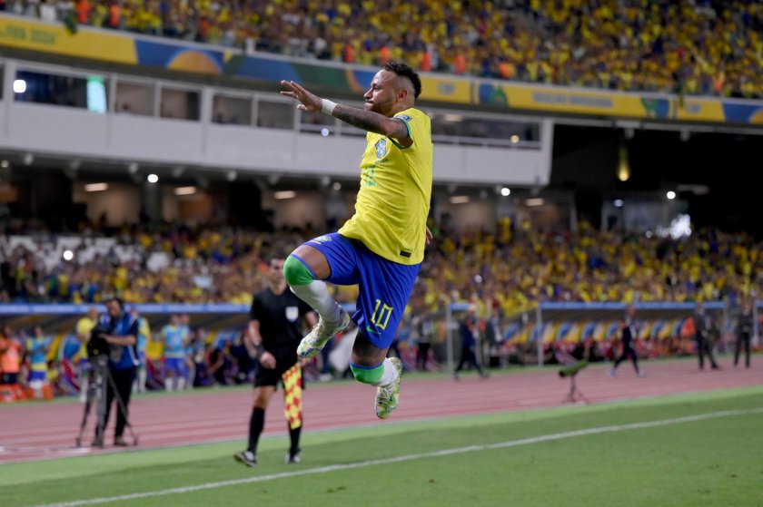 Футболната суперзвезда Неймар е наследил един милиард долара от анонимен