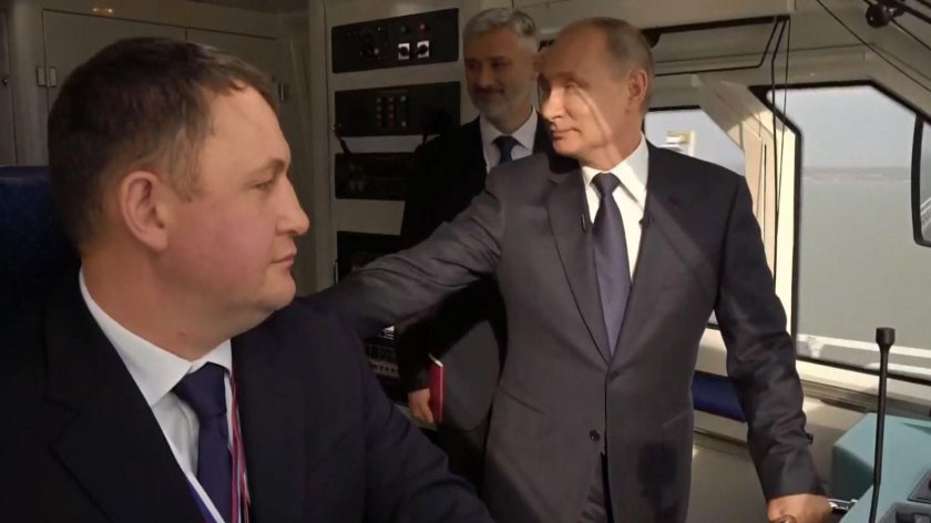 Путин откри железопътния участък на Кримския мост