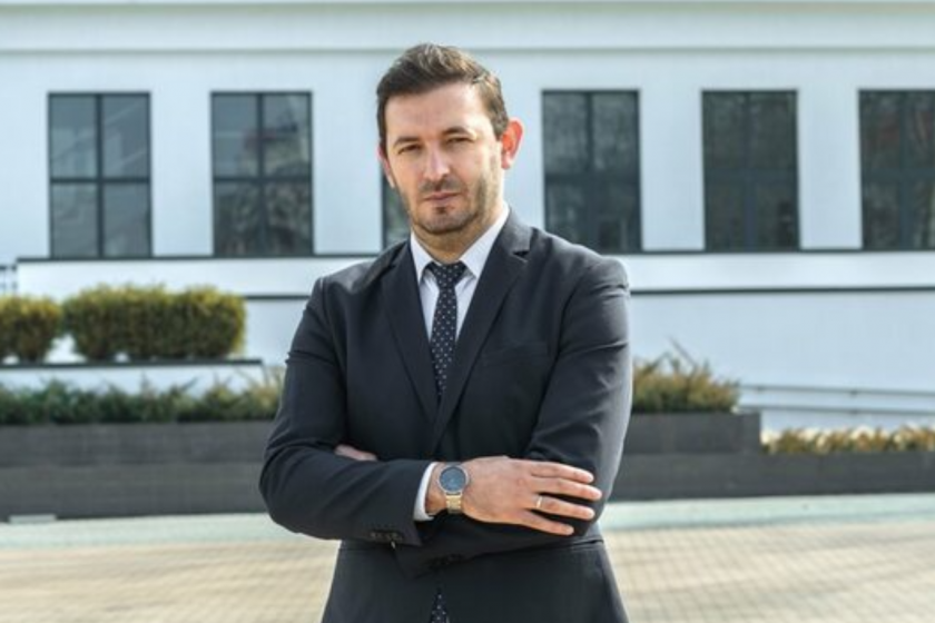 Три месеца в ареста: Не пуснаха на свобода бившия зам.-кмет на София Никола Барбутов
