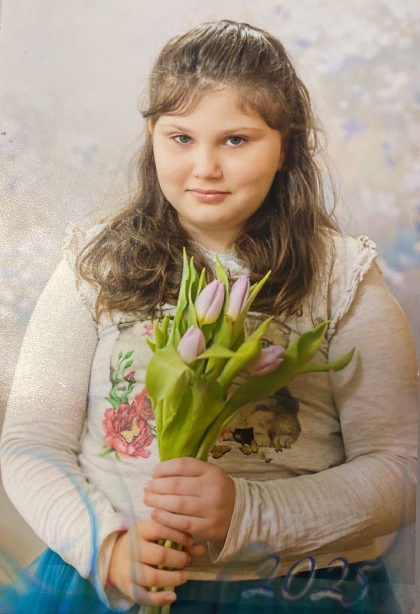 СДВР издирва 9-годишната Селин Василева Велинова от София.Момичето е в