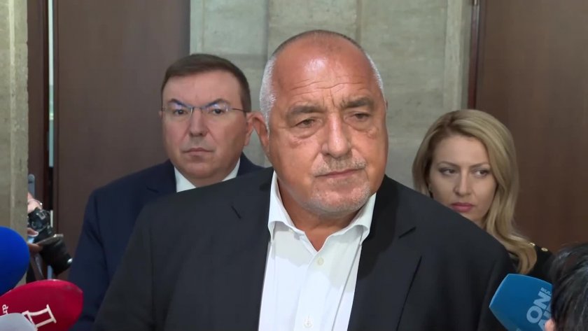 Борисов към Пеевски: Чувството за самонадеяност е опасно (ВИДЕО)