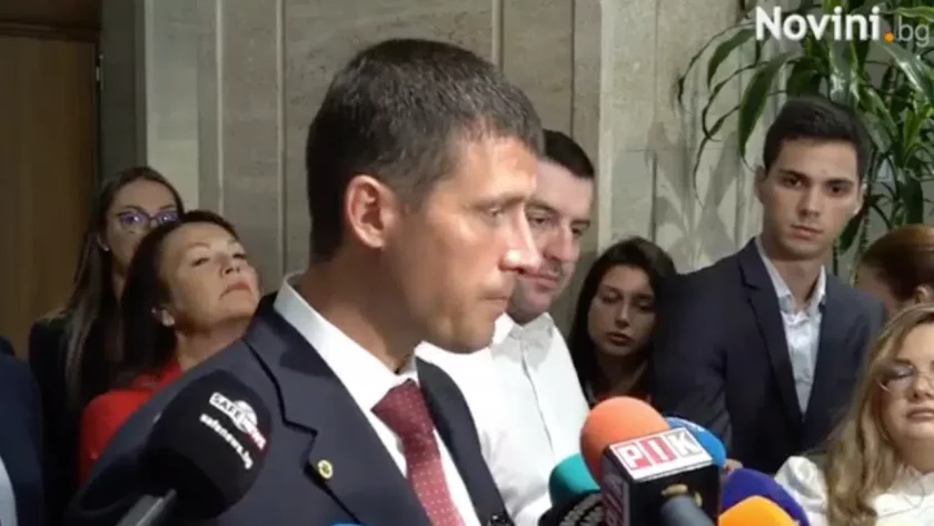 Има много хора, които са в позиция на чудене дали