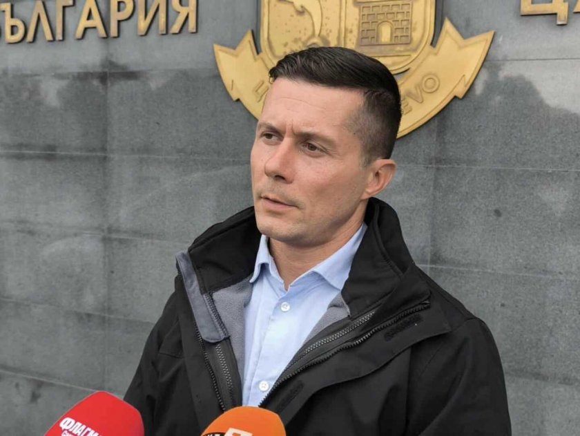 Кметът на Царево скочи на Асен Василев след потопа