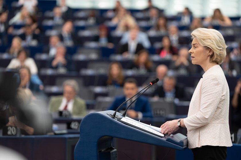 Урсула: ЕС и Украйна ще отделят 2 млрд. евро за производството на дронове