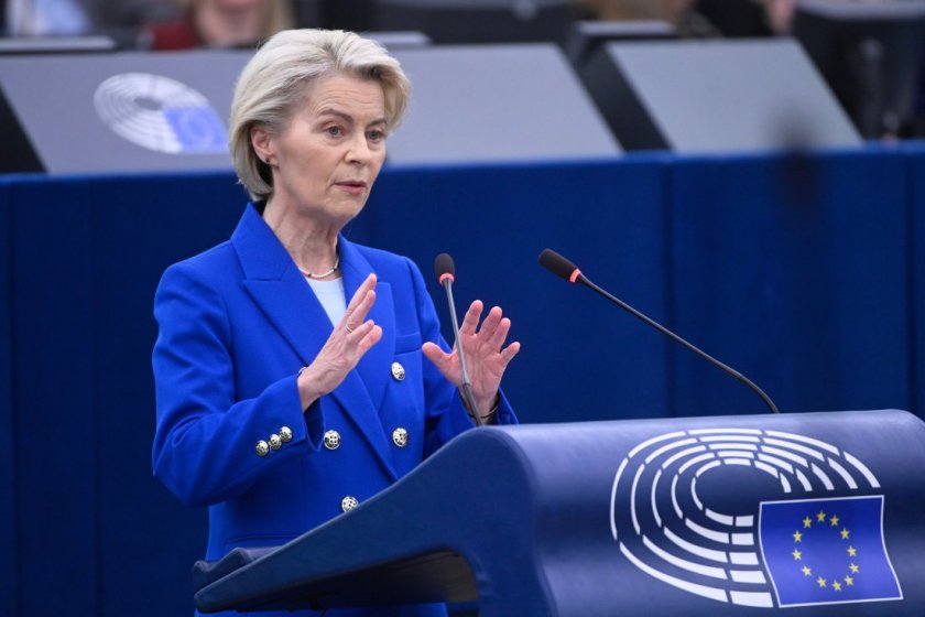 Урсула оцеля, Европарламентът отхвърли вота срещу нея