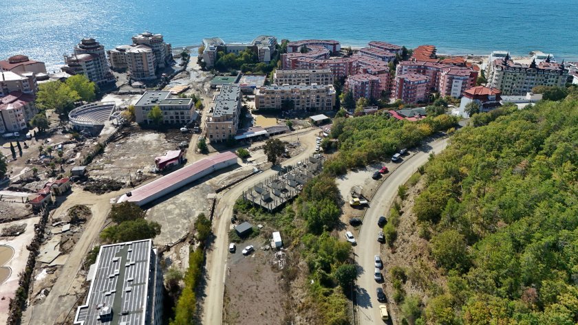Внимание! Водата в "Елените" не става за пиене!