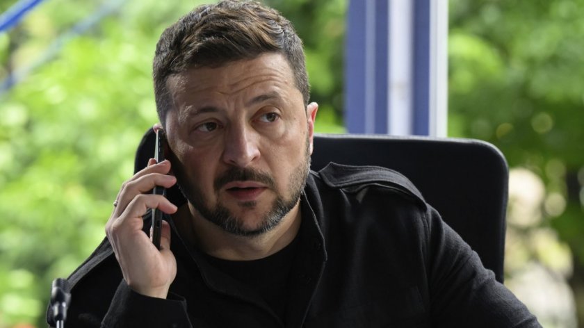 Зеленски е във Вашингтон за преговори с Тръмп