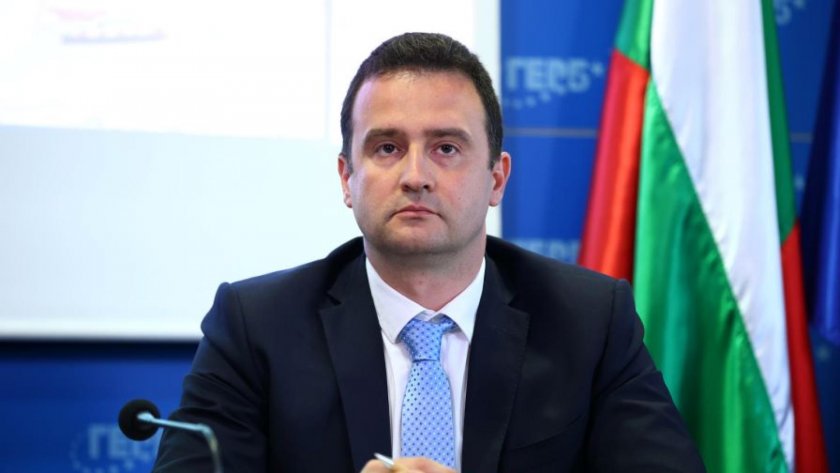 Министър Станков: Няма заявен инвеститорски интерес за покупката на "Лукойл"