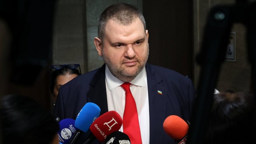 Говорих с премиера. Изчаквам ги – щели да имат решение