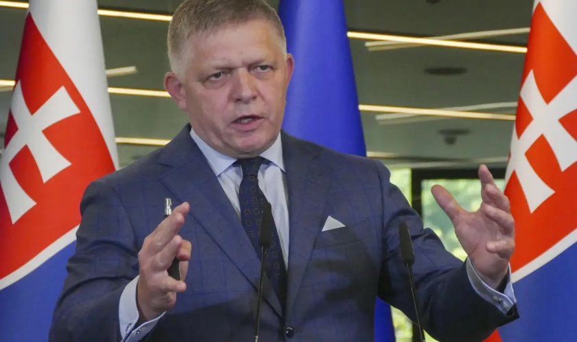 Европейските социалисти изхвърлиха партията на Роберт Фицо