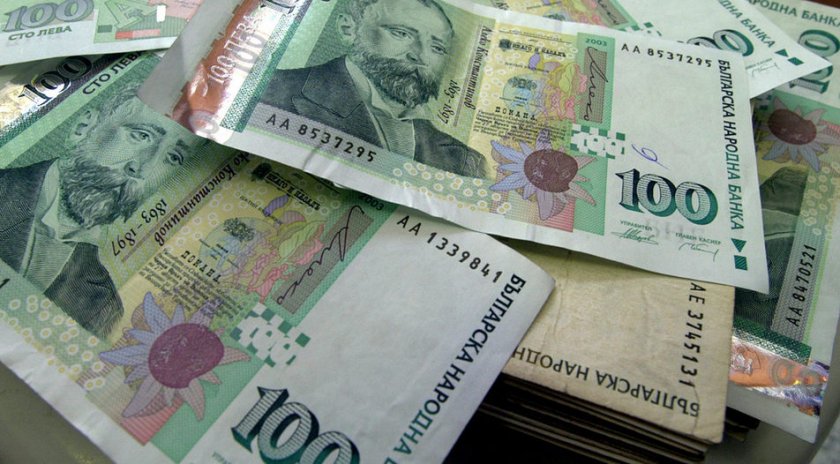 Левовете в обращение намаляват преди еврото
