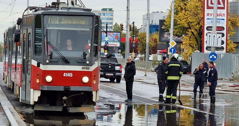 Възстановено е движението по столичните булеварди