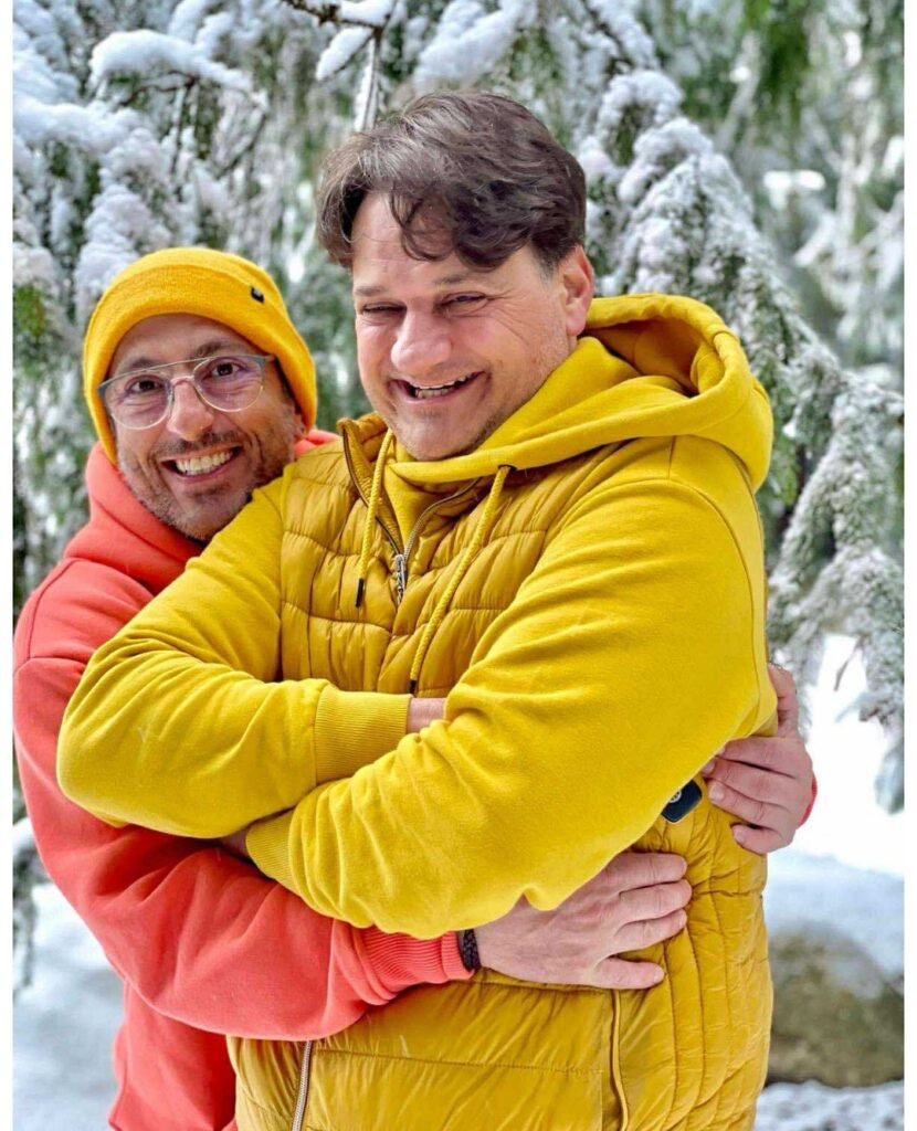 Три дни след като гръмна скандалът с арестуваните за гей