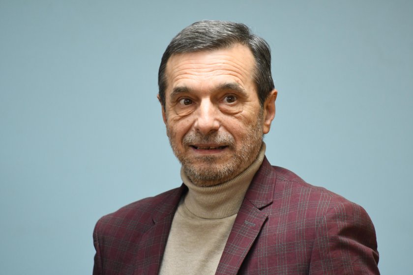 "Подкрепа" се закани: Омбудсманът да сезира КС, ако минималната заплата остане 605 евро