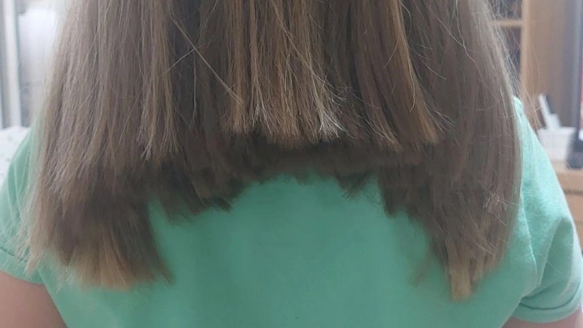 Одрусаха дете с 50 лева за подстрижка