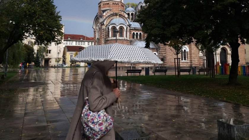 Прогнозата: Валежи и резки амплитуди на температурите 