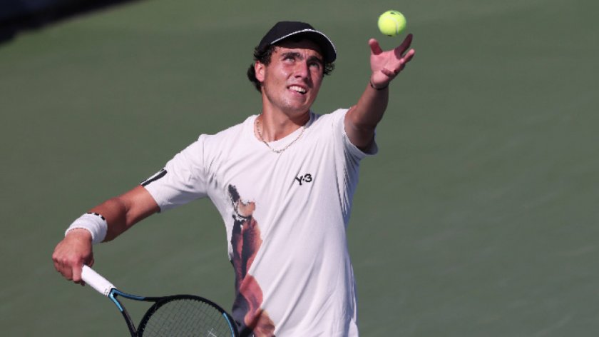 Бойно кръщене: Иван Иванов отпадна в първия кръг в Атина