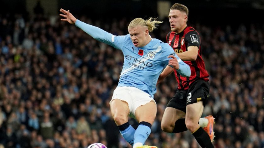 Гуардиола нареди Холанд до Меси и Роналдо