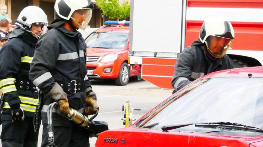 Огнен ад във Враца: Жена загина, друга е с опасност за живота