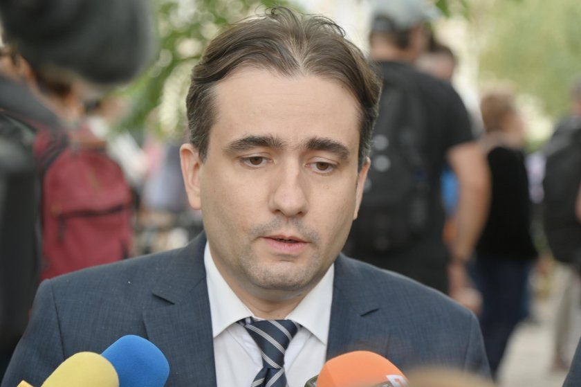 Божидар Божанов за бюджета: Данъчната тежест скача рекордно – ще се вземат още пари от бизнеса и работещите