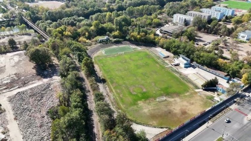 Обновяват стадион "Марица" за 6 млн. лева 