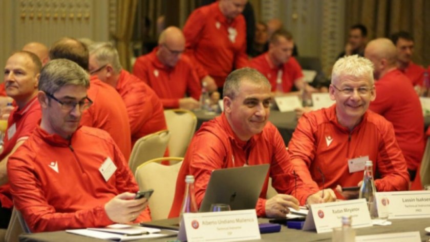 Шефът на съдиите в Англия защити колегите си заради отменен гол на Ливърпул