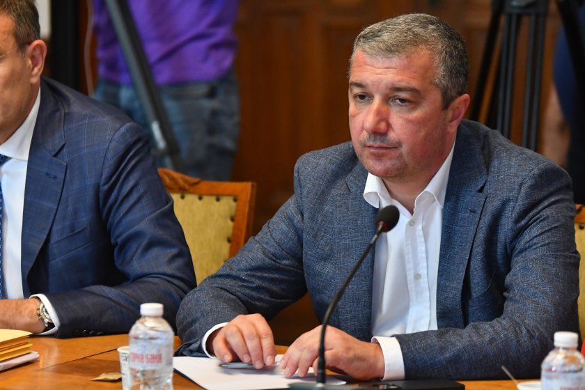 Драгомир Стойнев: Без спешни мерки, смъртта на "Лукойл" е предизвестена