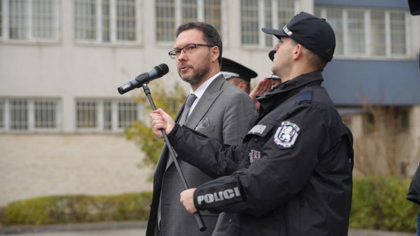 Даниел Митов: Не е вярно, че администрацията в МВР е раздута