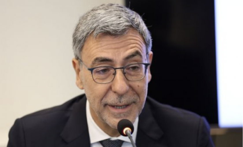 Проф. Даниел Вълчев: Борисов нежно прегръща, хрус… и го приключва