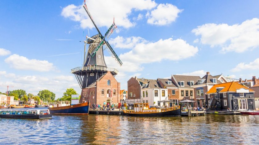 Официално: Холандия смени името си на Нидерландия