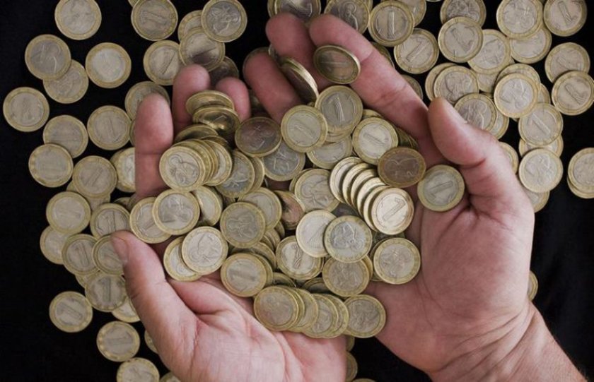 Откраднаха 1000 лева на монети от лек автомобил в Шумен