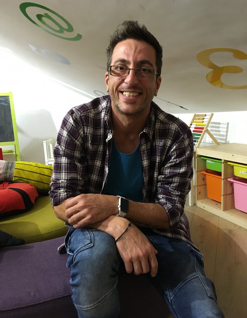 Ето кой замества в Театър "София" набедения за гей изнасилвач Росен Белов