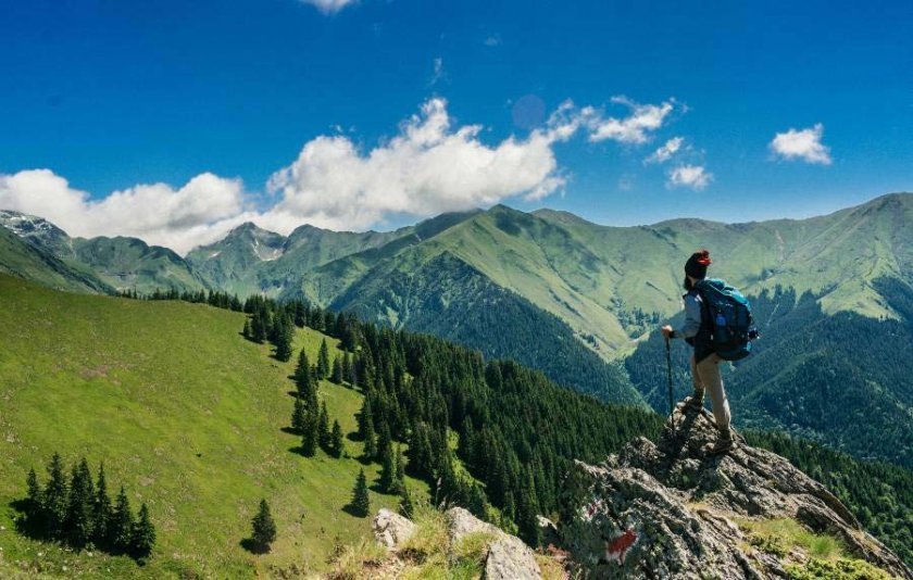 Разкошно време за разходка в планината