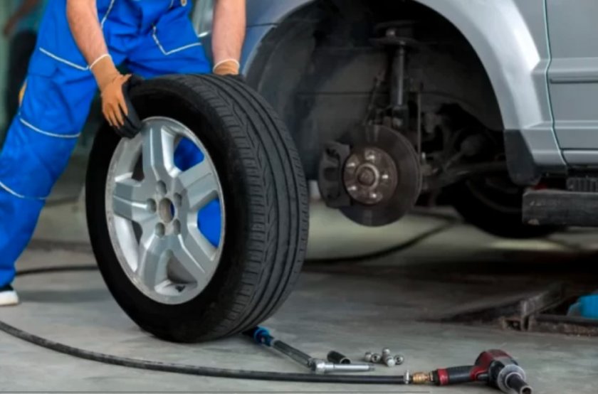 Лудница пред гумаджийниците: От днес всички коли трябва да са готови за зимата