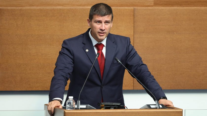 Депутатите от "Величие" няма да влизат в пленарна зала