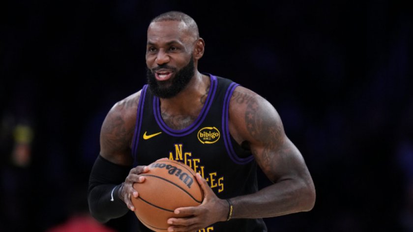 Лейкърс удари Юта при завръщането на Краля (ВИДЕО)