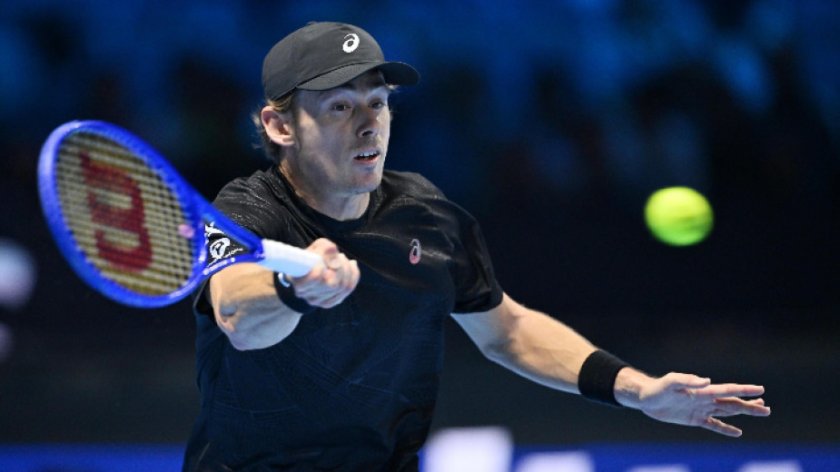 Победа на Де Минор прати Алкарас на 1/2-финал