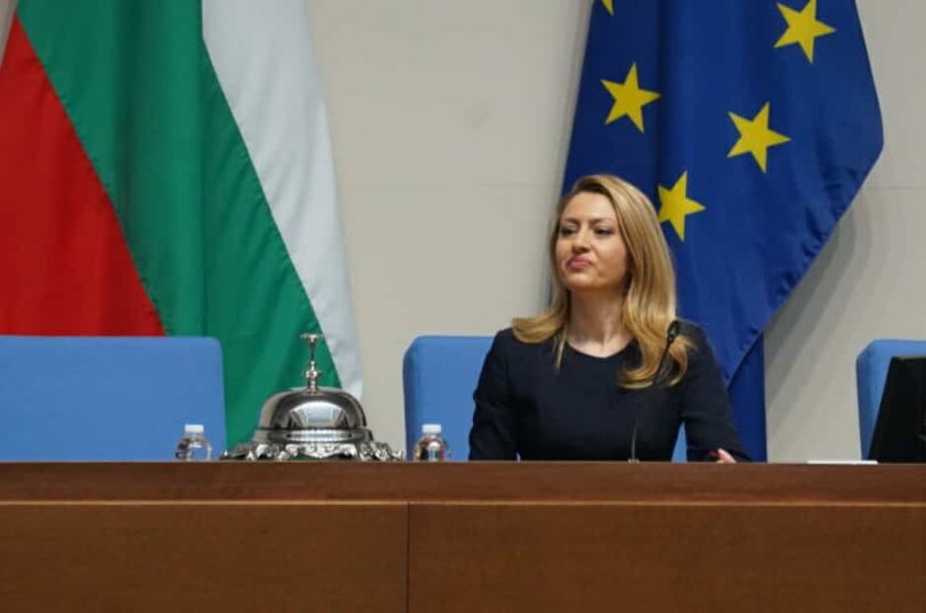 Рая Назарян е в ЕП в Брюксел за Парламентарния форум за демокрация 