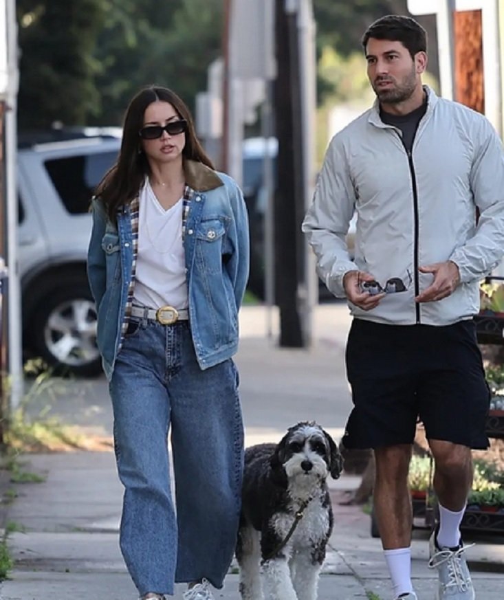 Ана де Армас смени Том Круз с млад милиардер