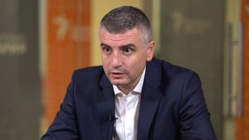 Рибарски: Приеха закона за "Лукойл" за 36 секунди