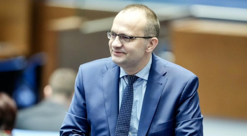Мартин Димитров: Бюджетът е началото на румънския сценарий 
